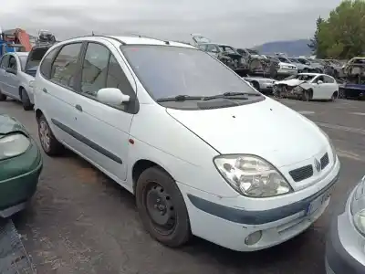 Здавання транспортного засобу renault scenic (ja..) 1.9 dci authentique року 2002 потужний f9q732