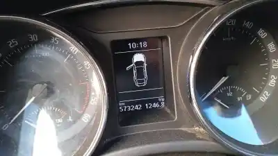 Veículo de Sucata SKODA SUBERB (3T4) 2.0 TDI DPF do ano 2014 alimentado CFFB