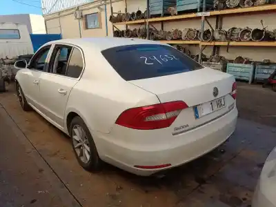 Veículo de Sucata skoda suberb (3t4) 2.0 tdi dpf do ano 2014 alimentado cffb