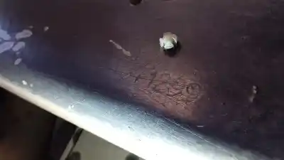 Veículo de Sucata nissan trade 2.8 do ano 1990 alimentado ebro