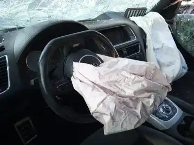 Veículo de Sucata AUDI SQ5 (8R) 3.0 V6 24V TDI do ano 2015 alimentado CGQB