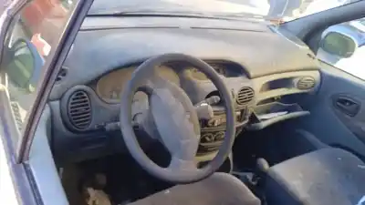 Здавання транспортного засобу renault scenic (ja..) 1.9 dti diesel cat року 1998 потужний f9q734