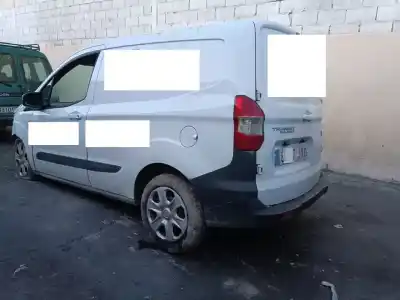 Vehicul casat ford transit courier ambiente al anului 2017 alimentat xucd