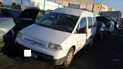Veículo de Sucata peugeot expert kombi 2.0 hdi (dw10bted) do ano 2001 alimentado rhx