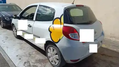 Veículo de Sucata renault clio iii pack authentique do ano 2009 alimentado k9k 768