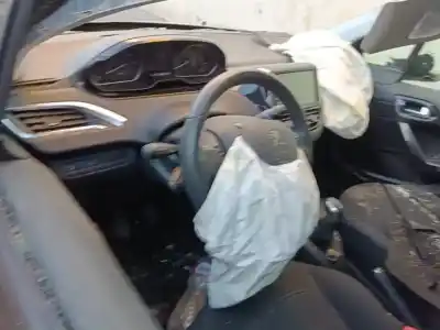 Scrapping Vehicle peugeot 208 style of the year 2019 powered hm05