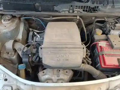 Veicolo di demolizione lancia ypsilon (101) 1.2 8v dell'anno 2009 alimentato 188a4000