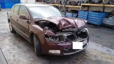Veículo de Sucata skoda suberb (3t4) active do ano 2009 alimentado bmp