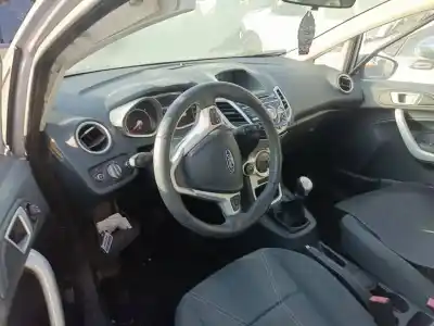 Veículo de Sucata ford fiesta (cb1) titanium do ano 2012 alimentado kvja