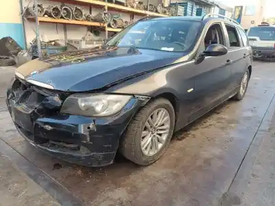 Scrapping Vehicle BMW 3 TOURING (E91) 320 D of the year 2006 powered 204D4