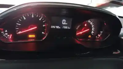 Veicolo di demolizione peugeot 208 active dell'anno 2012 alimentato 9h06