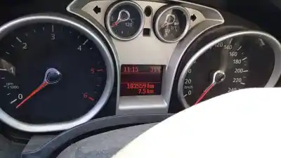 Veículo de Sucata ford focus berlina (cap) ghia do ano 2008 alimentado g8db