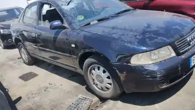 Veículo de Sucata audi a4 berlina (b5) 1.8 do ano 2001 alimentado avv