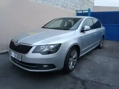 Scrapping Vehicle skoda superb ii ranchera familiar (3t5) 2.0 tdi 16v of the year 2015 powered cffb