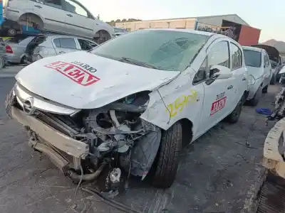 Veicolo di demolizione opel corsa d cosmo dell'anno 2014 alimentato a13dtc