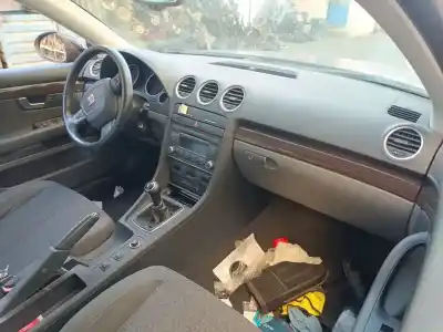 Scrapping Vehicle seat exeo (3r2) 2.0 tdi of the year 2010 powered caga