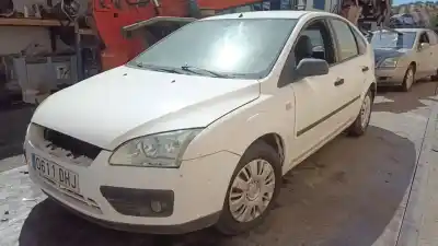 Veículo de Sucata ford focus berlina (cap) ambiente (d) do ano 2005 alimentado g8da