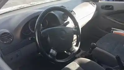 Veículo de Sucata daewoo lacetti cdx do ano 2004 alimentado f16d3