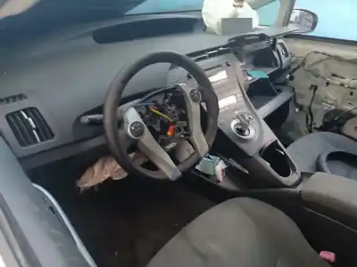Здавання транспортного засобу toyota prius (nhw30) plug-in hybrid advance року 2010 потужний 2zr