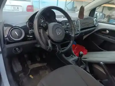 Veículo de Sucata volkswagen up (121) black up do ano 2013 alimentado chyb