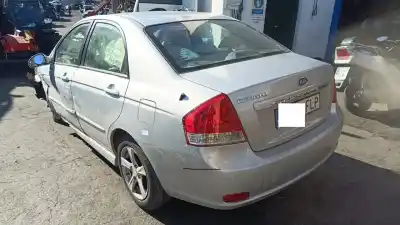 Veículo de Sucata KIA CERATO 1.6 CRDI 84.6 KW do ano 2007 alimentado D4FB