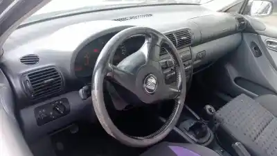 Scrapping Vehicle seat leon (1m1) 1.9 tdi of the year 2002 powered asv