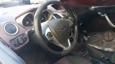 Veículo de Sucata ford fiesta (cb1) ghia do ano 2010 alimentado hhjc