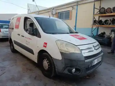 Veículo de Sucata citroen berlingo first combi 1.6 hdi 75 sx do ano 2008 alimentado 9ht