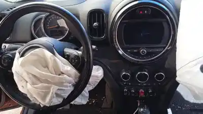 Здавання транспортного засобу mini mini countryman (f60) cooper se all4 року 2018 потужний b38a15a