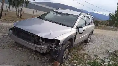 Veículo de Sucata volvo xc70 d5 awd momentum do ano 2005 alimentado d5244t