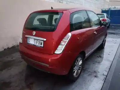 Veículo de Sucata lancia ypsilon (101) 1.4 16v oro (10.2006->) do ano 2007 alimentado 843a1000