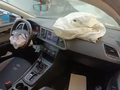 Veículo de Sucata seat leon (5f1) style visio edition do ano 2019 alimentado dgte