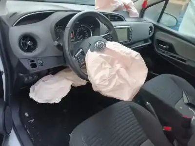 Veículo de Sucata toyota yaris active do ano 2017 alimentado 1kr