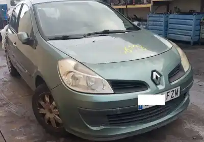 Veículo de Sucata renault clio iii emotion do ano 2008 alimentado k9k766
