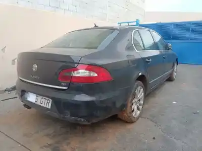 Veículo de Sucata SKODA SUBERB (3T4) Elegance do ano 2010 alimentado BMP