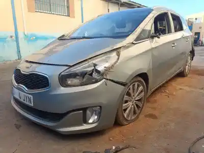 Veículo de Sucata kia carens ( ) business do ano 2017 alimentado d4fd