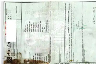 Vehicul casat citroen c4 berlina sx al anului 2005 alimentat nfu