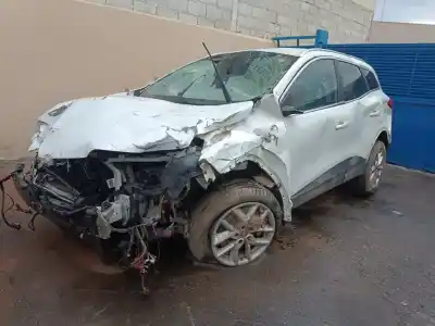 Veículo de Sucata renault kadjar limited 4x4 do ano 2016 alimentado r9m 414