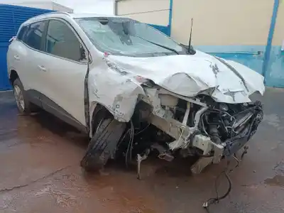 Veículo de Sucata renault kadjar limited 4x4 do ano 2016 alimentado r9m 414