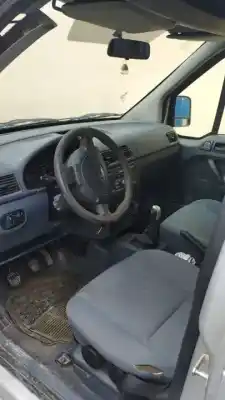 Veículo de Sucata ford tourneo connect (tc7) kombi b. corta (2006->) do ano 2008 alimentado rwpa