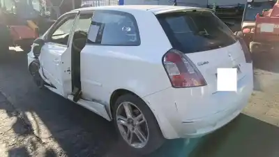 Veículo de Sucata fiat stilo (192) 1.9 jtd cat do ano 2004 alimentado 192a1000