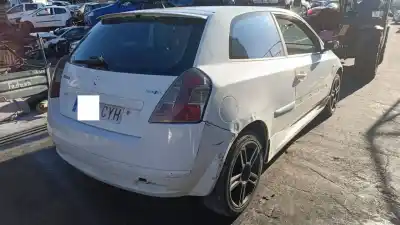 Veículo de Sucata fiat stilo (192) 1.9 jtd cat do ano 2004 alimentado 192a1000