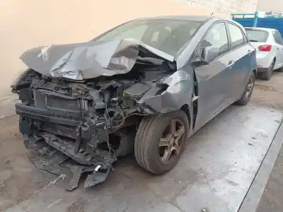 Scrapping Vehicle hyundai i30 ranchera familiar (gd) 1.4 crdi of the year 2015 powered d4fc
