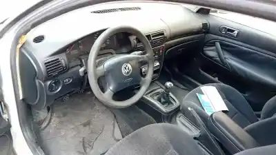 Veicolo di demolizione VW PASSAT B5 (3B2)  dell'anno 1999 alimentato AEB