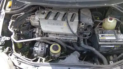 Hurda Aracı renault megane scénic (ja0/1_) 1.6 16v (ja0b ja04 ja11 ja00) yılın 2002 güçlü k4m 700
