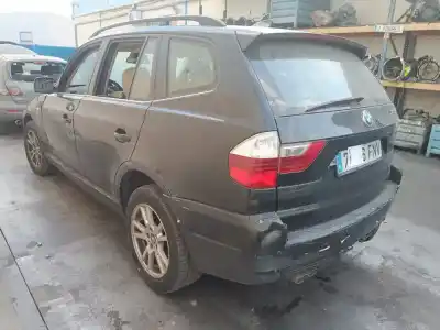 Veículo de Sucata BMW X3 (E83) 3.0d do ano 2007 alimentado 306D3