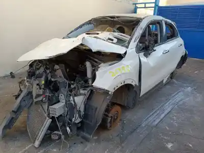 Veicolo di demolizione fiat 500x (334_) 1.6 (334axe1a) dell'anno 2019 alimentato 55263842