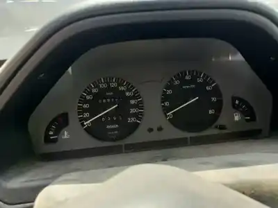 Véhicule à la ferraille PEUGEOT 106 (S1)  de l'année 1994 alimenté CDZ