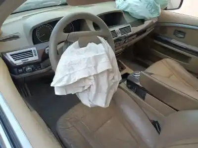 Scrapping Vehicle bmw serie 7 (e65/e66) 730d of the year 2006 powered m57306d3