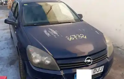 Veicolo di demolizione OPEL ASTRA H BERLINA  dell'anno 2005 alimentato Z 17 DTH